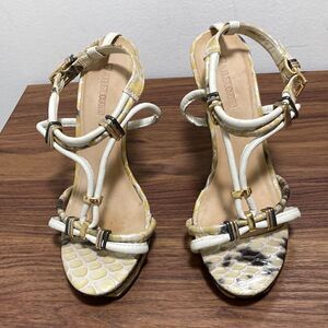 Augusto Cuomo Ankle Strap  Leather Sandal With Stiletto Heel. Size 39/8.5.